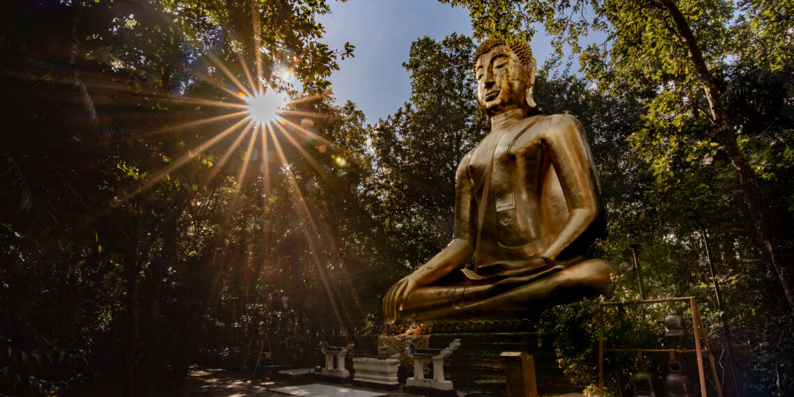 Wat Analayo Thipphayaram-Thailand